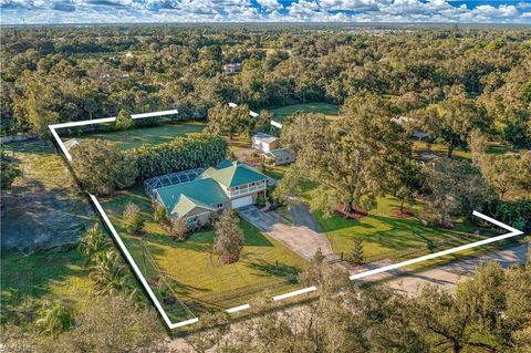 4240 Ellis RD FORT MYERS FL 33905