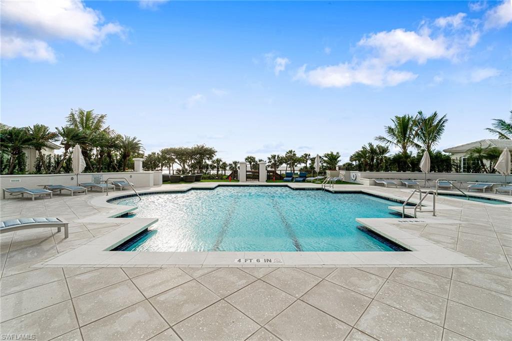 BILTMORE AT BAY COLONY - Residential