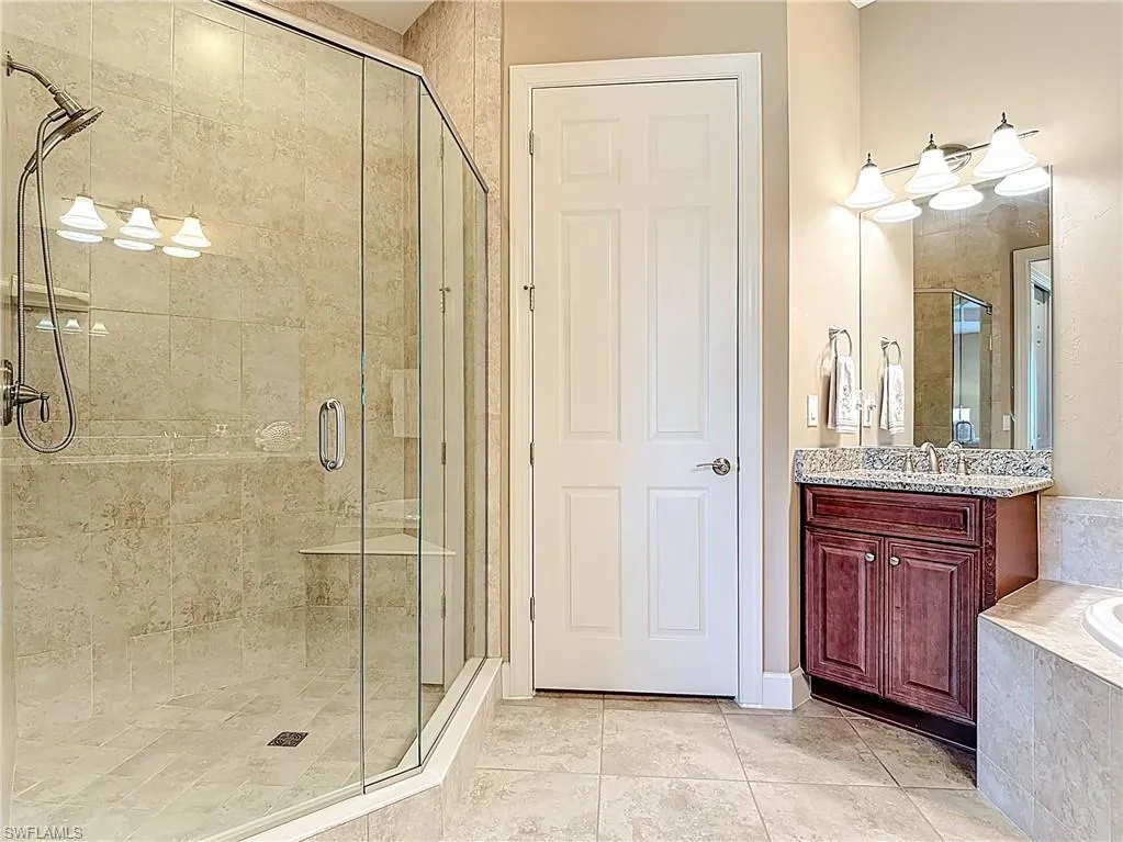 Fort Myers, Florida 33913, United States, 3 Bedrooms Bedrooms, ,3 BathroomsBathrooms,Residential,Active,140535