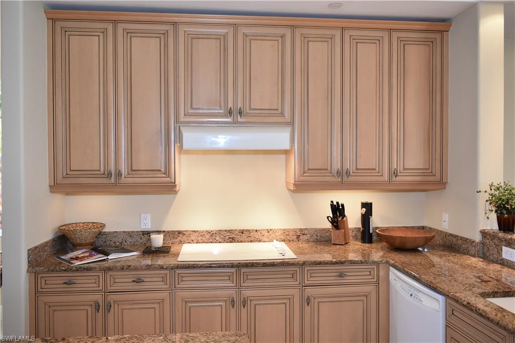 AVELLINO ISLES - Residential