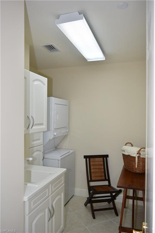 AVELLINO ISLES - Residential