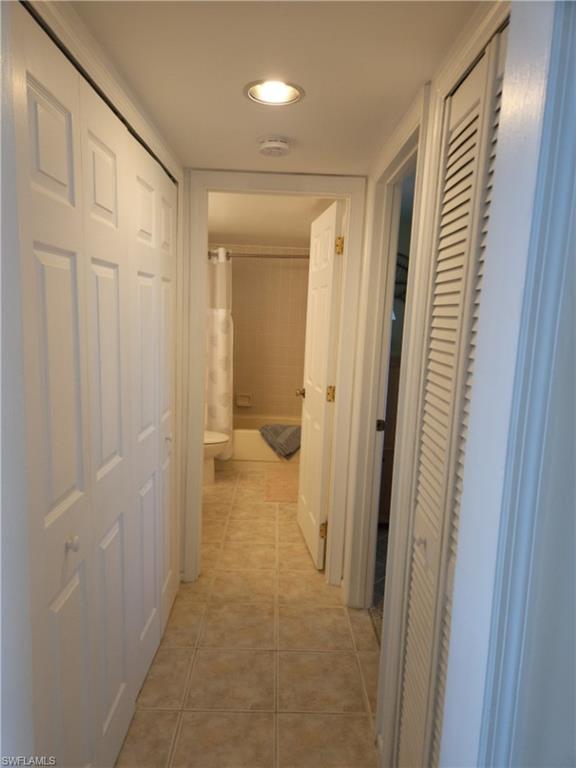 BAY POINTE YACHT & RACQUET CLUB - Residential