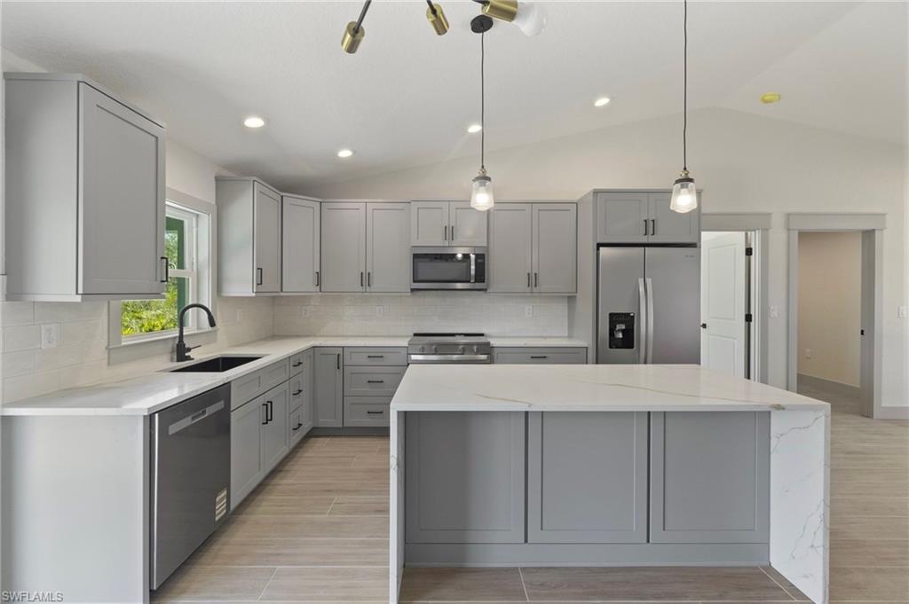 PORT CHARLOTTE - Residential