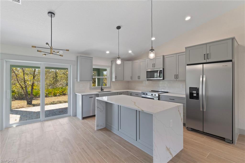 PORT CHARLOTTE - Residential