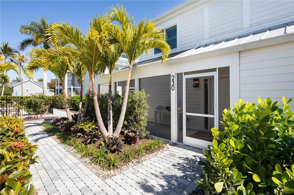 PALM COURT - Residential