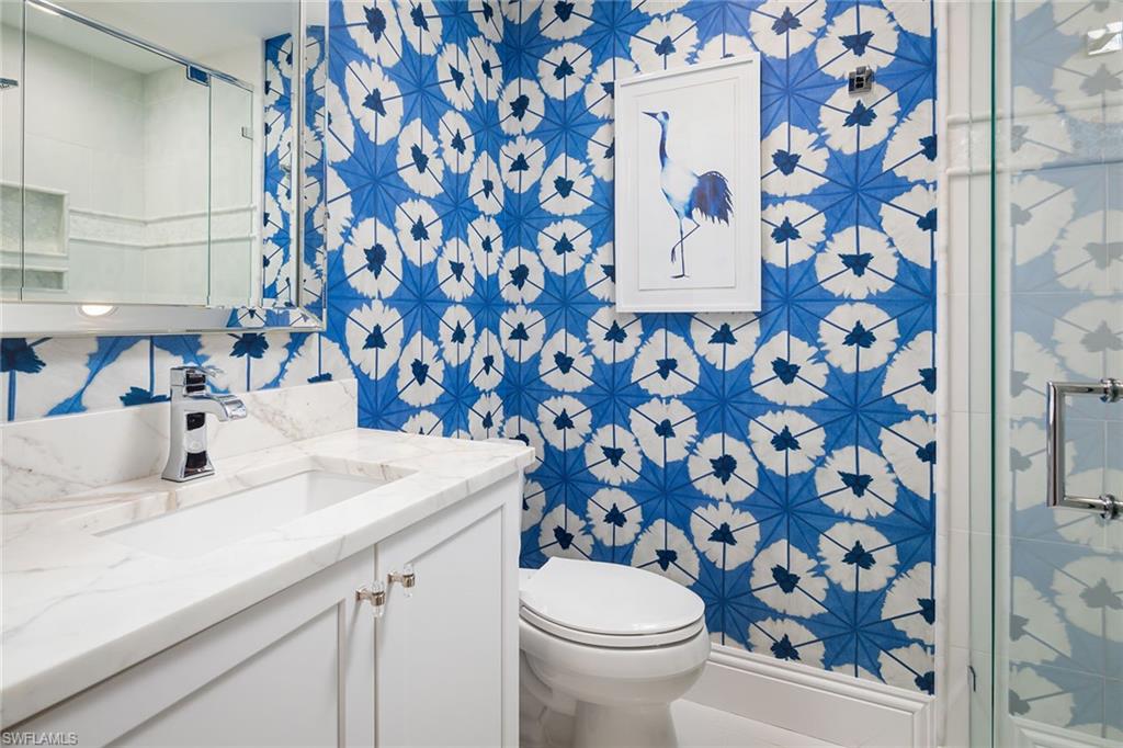 PALM COURT - Residential