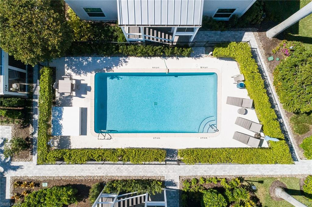 PALM COURT - Residential