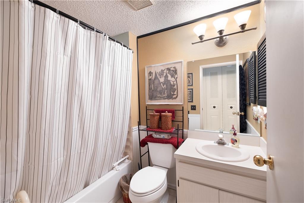 NAPLES TWIN LAKES - Residential