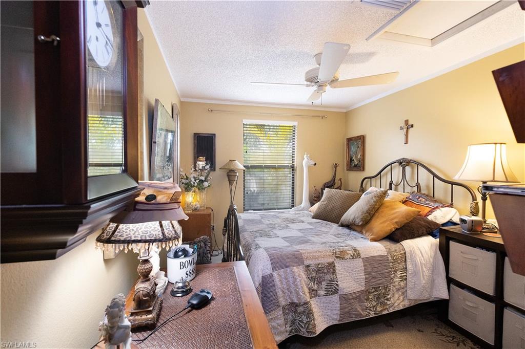 NAPLES TWIN LAKES - Residential