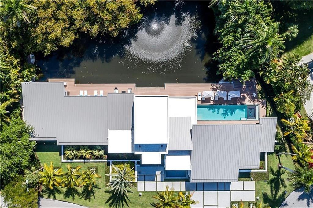 AQUALANE SHORES - Residential