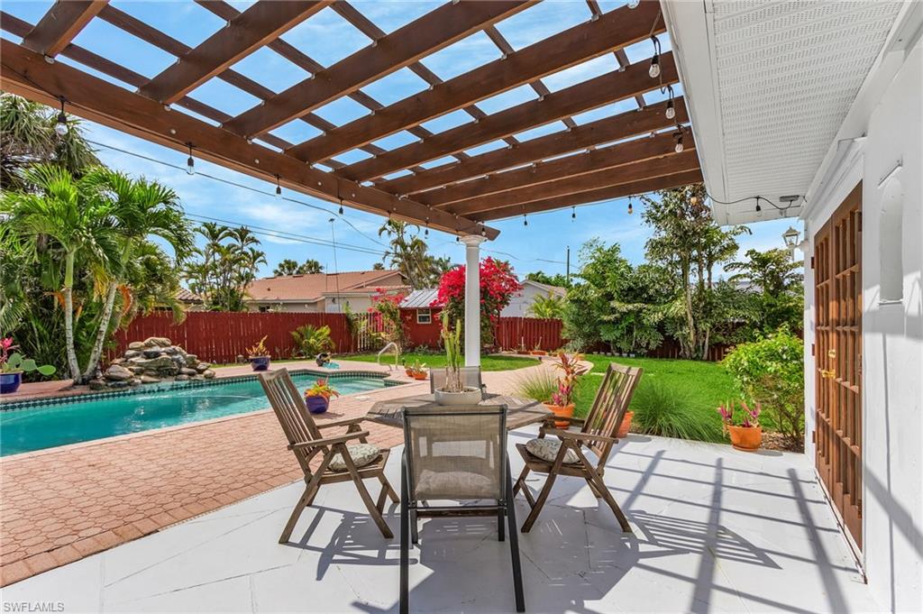 ARROYAL HEIGHTS - Residential