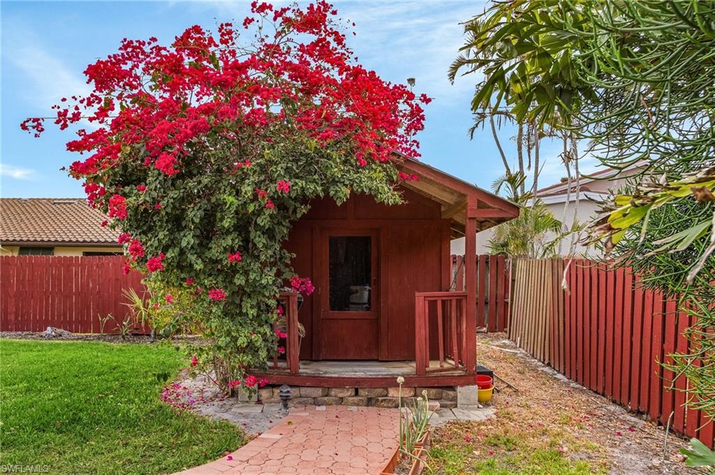 ARROYAL HEIGHTS - Residential