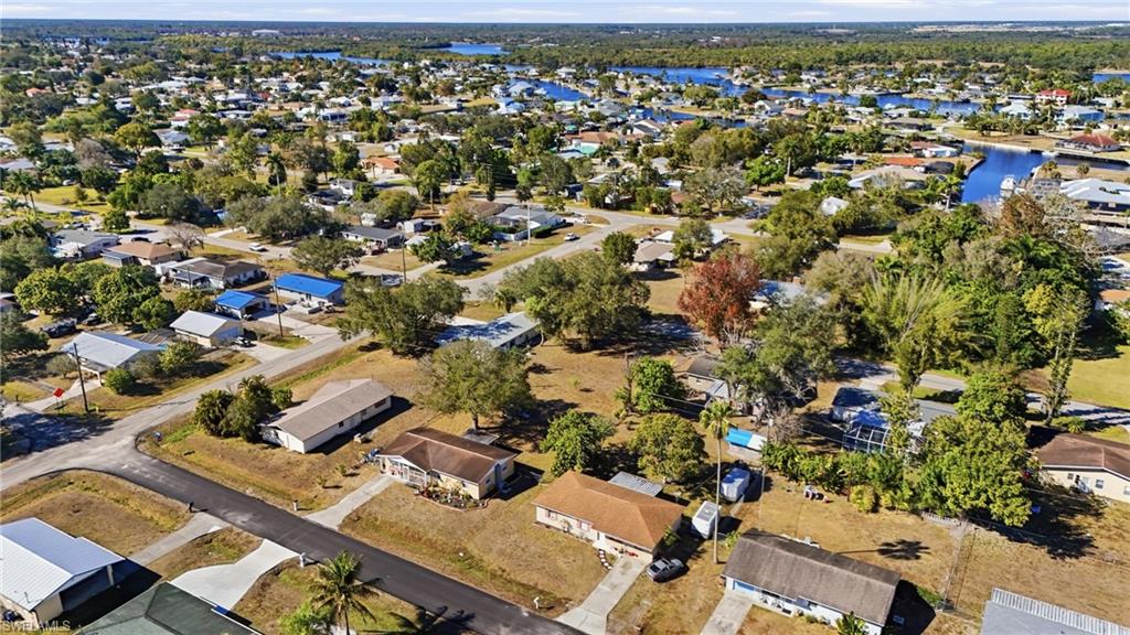 FORT MYERS SHORES - Residential