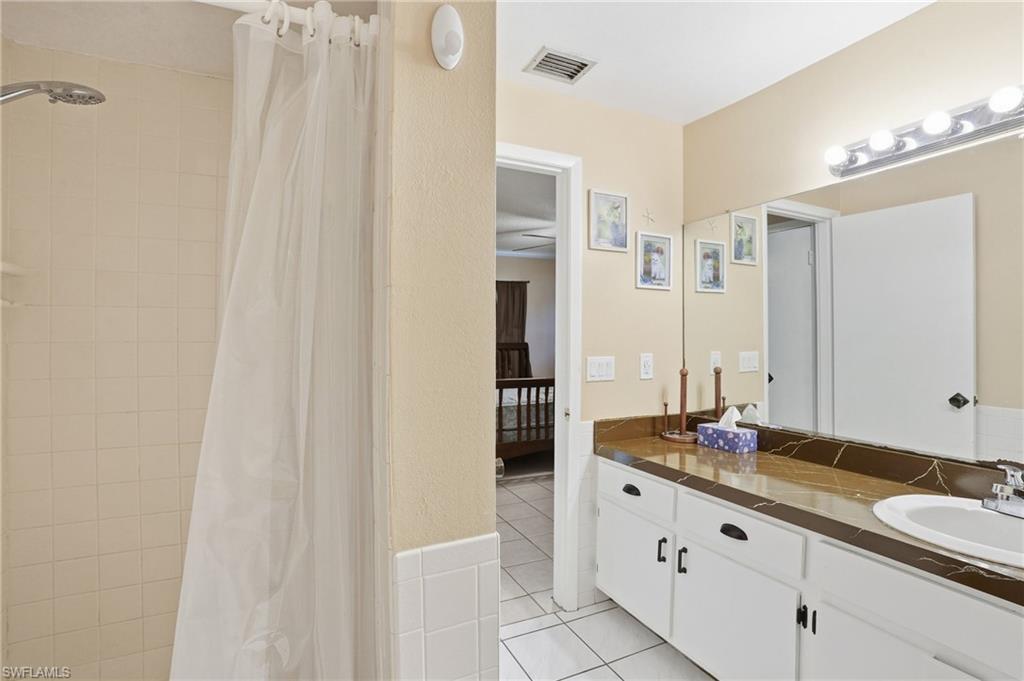 FORT MYERS SHORES - Residential