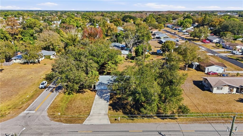 FORT MYERS SHORES - Residential