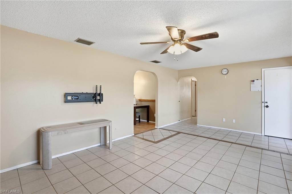 FORT MYERS SHORES - Residential