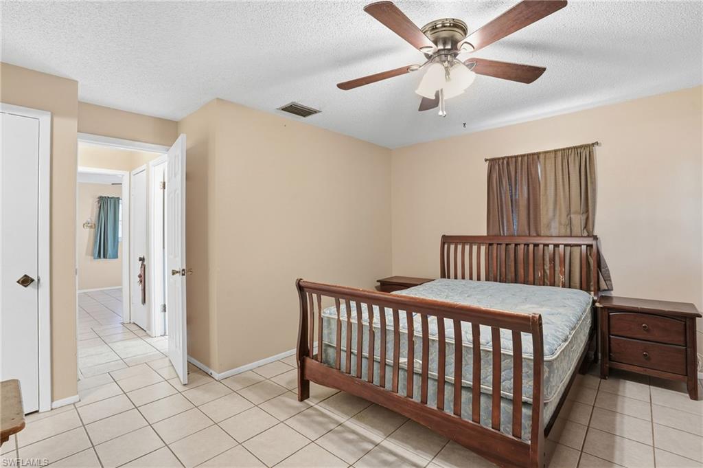FORT MYERS SHORES - Residential