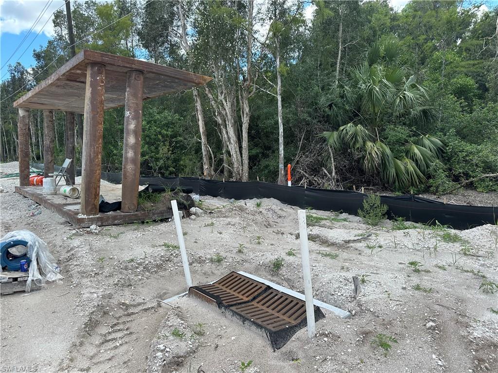 BONITA SPRINGS - Land