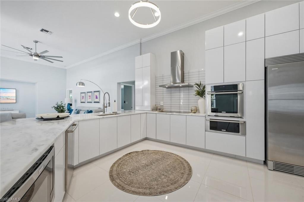 OAKES ESTATES - Residential