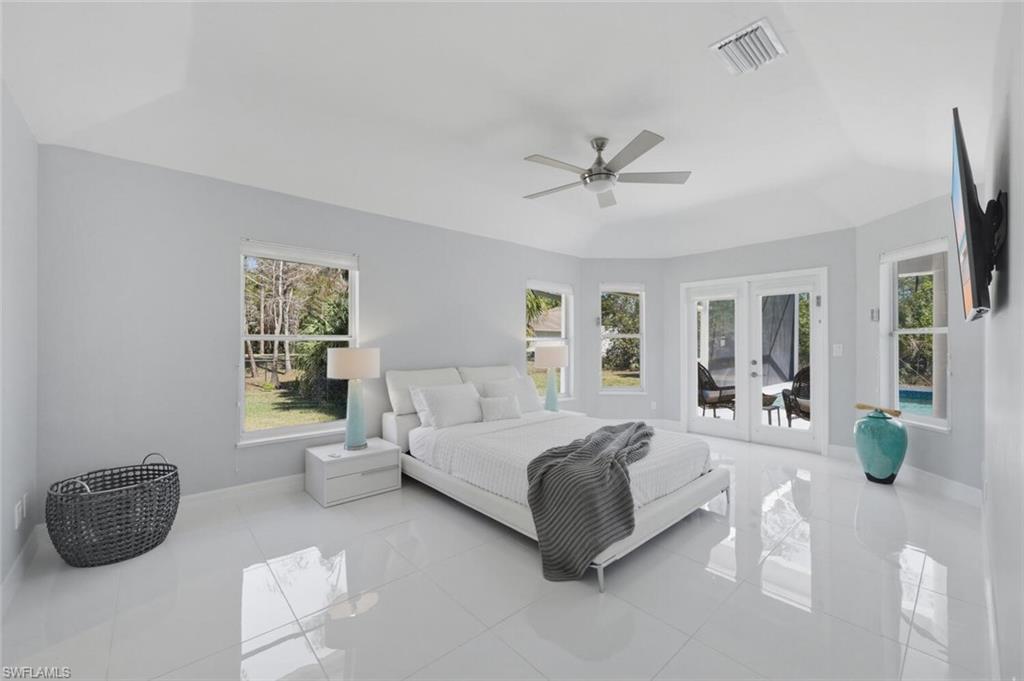 OAKES ESTATES - Residential