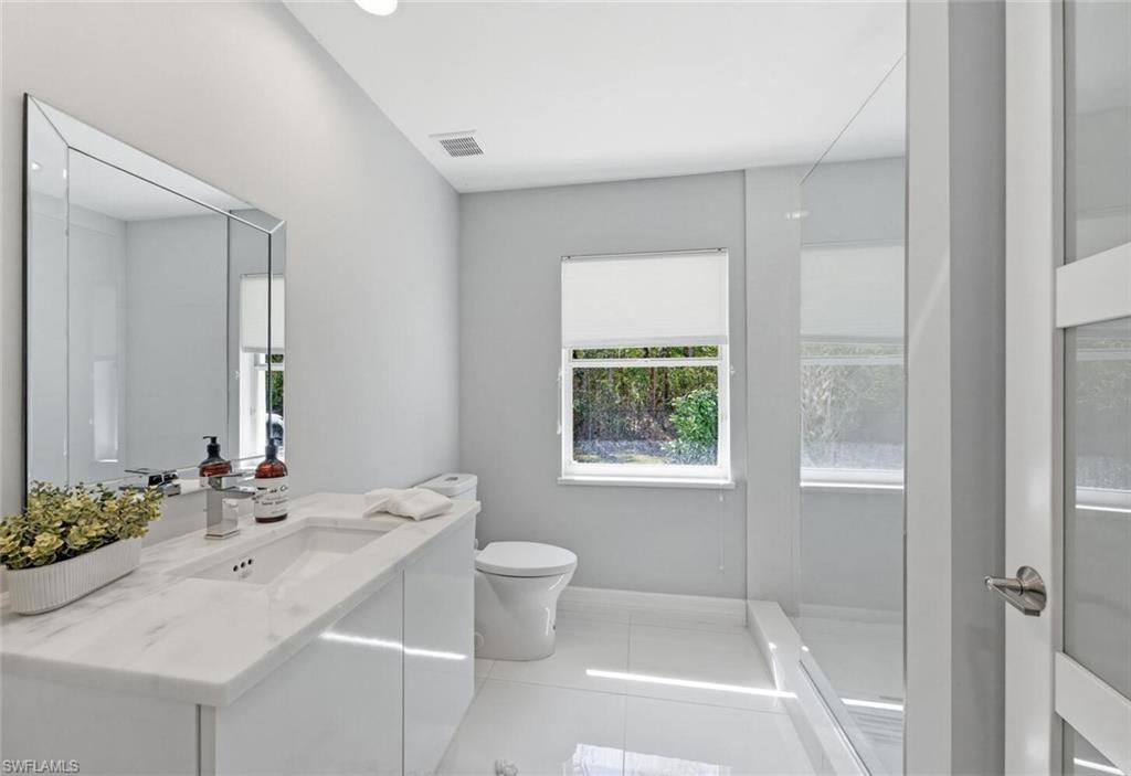 OAKES ESTATES - Residential