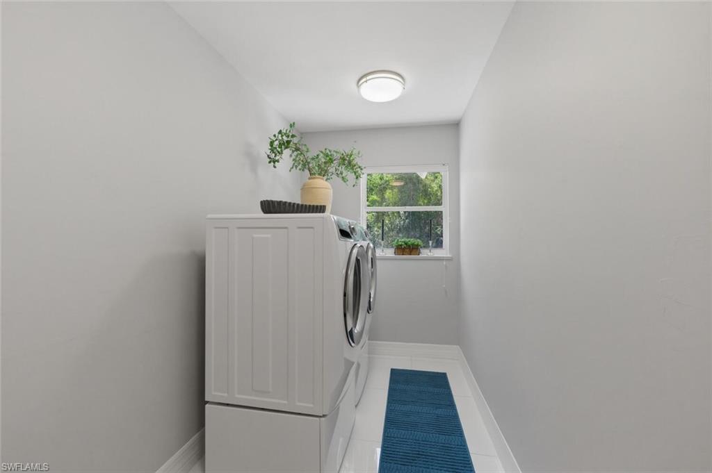 OAKES ESTATES - Residential