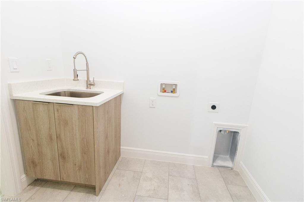 PORT LABELLE - Residential Lease