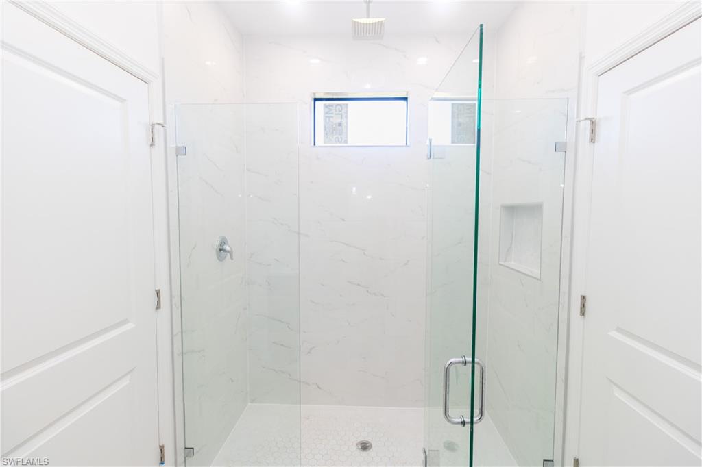 PORT LABELLE - Residential Lease