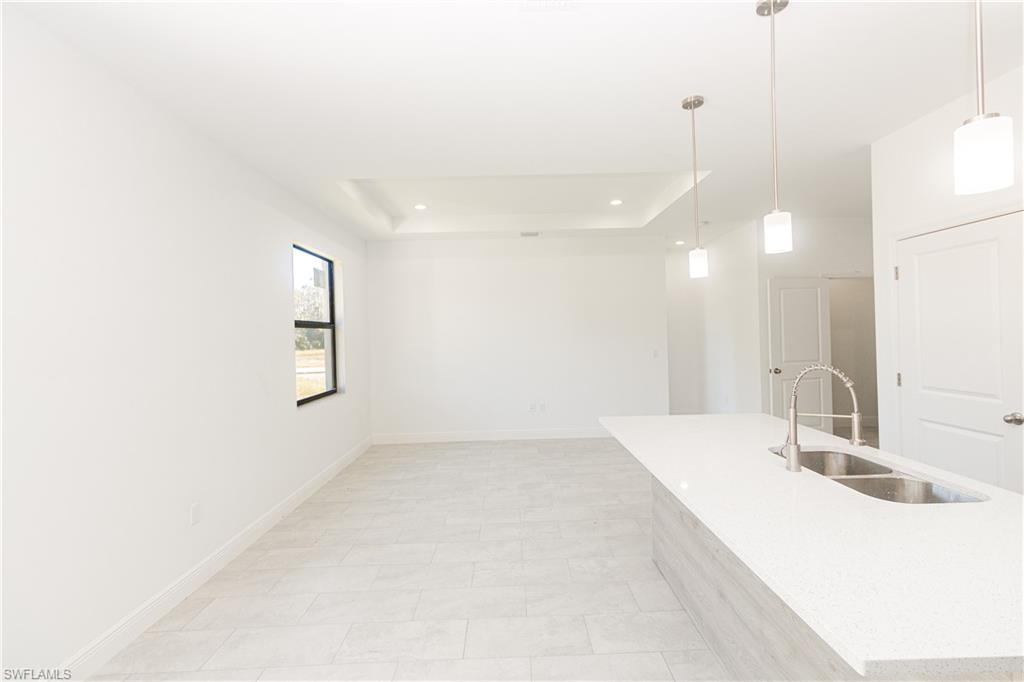 PORT LABELLE - Residential Lease