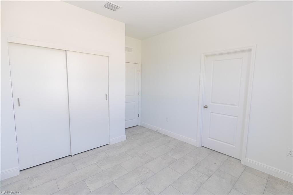 PORT LABELLE - Residential Lease