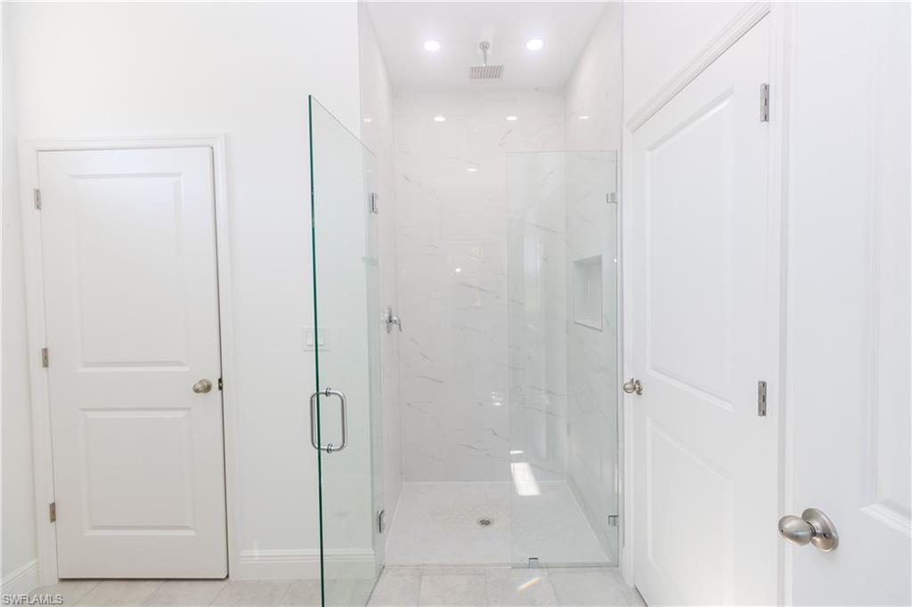 PORT LABELLE - Residential Lease