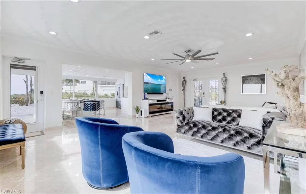 ENGLEWOOD ISLES - Residential