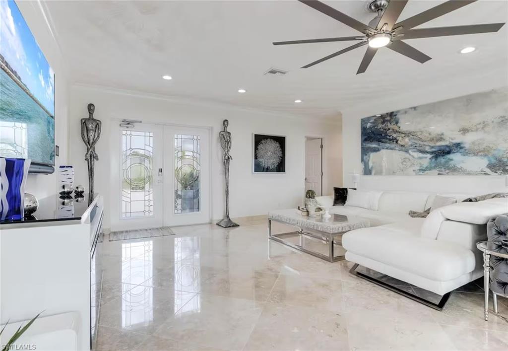 ENGLEWOOD ISLES - Residential