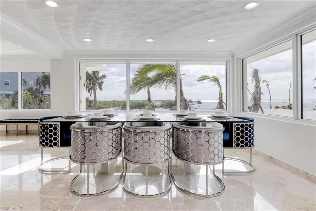 ENGLEWOOD ISLES - Residential