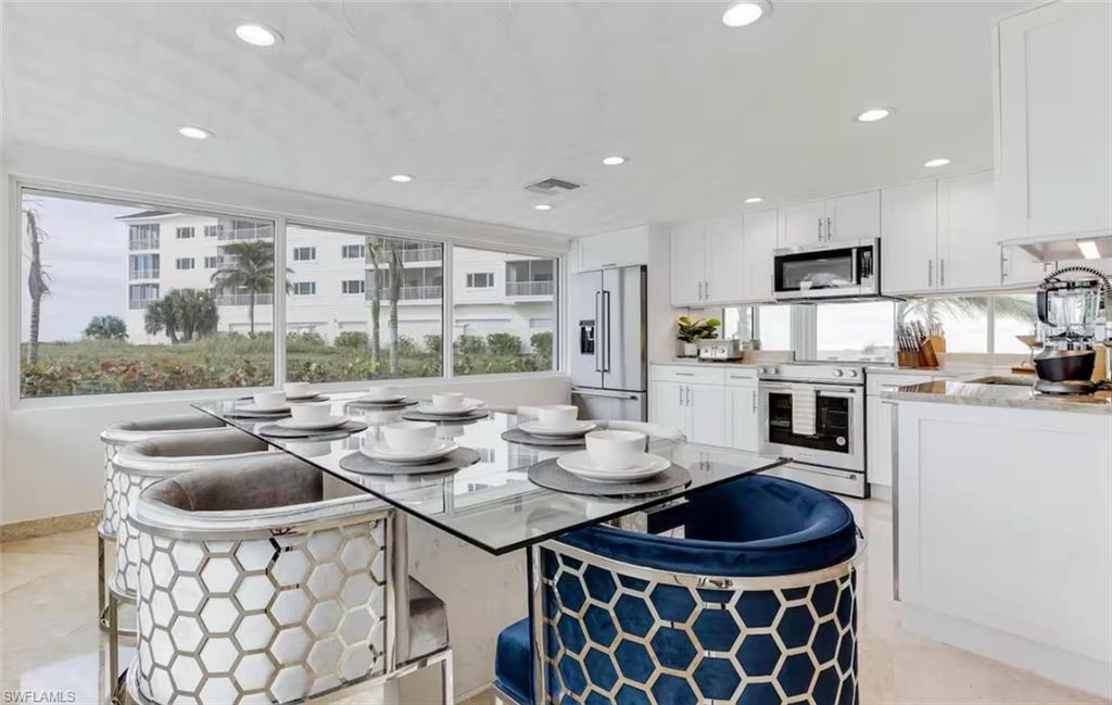 ENGLEWOOD ISLES - Residential