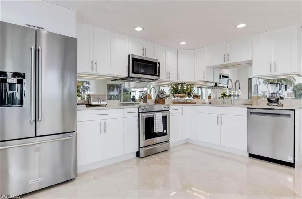 ENGLEWOOD ISLES - Residential