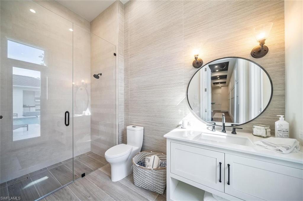 PARK SHORE - Residential