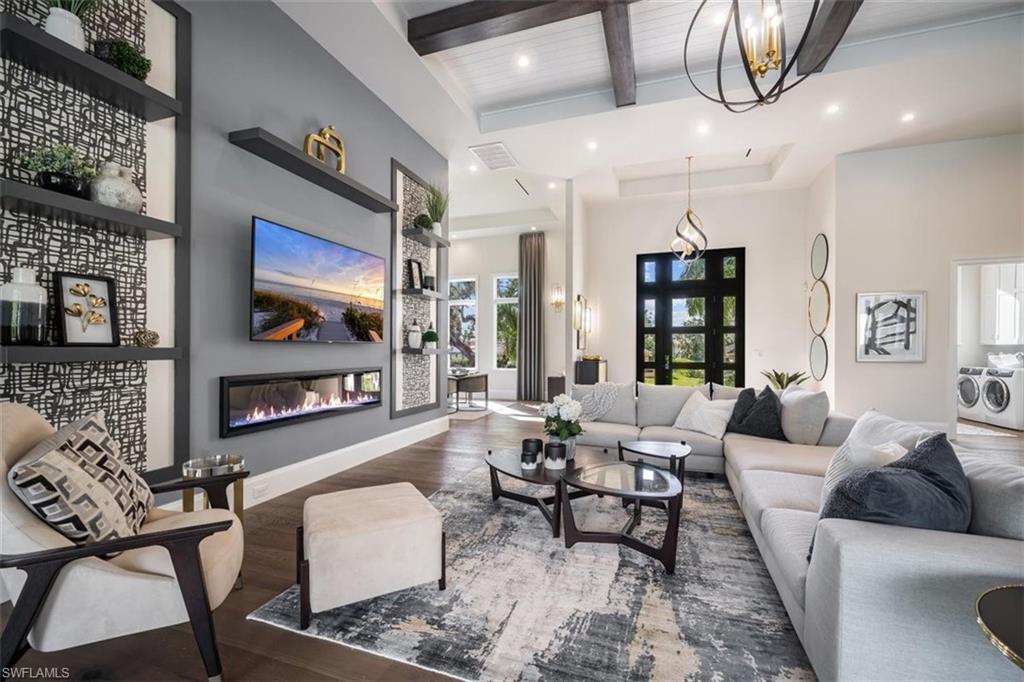 PARK SHORE - Residential