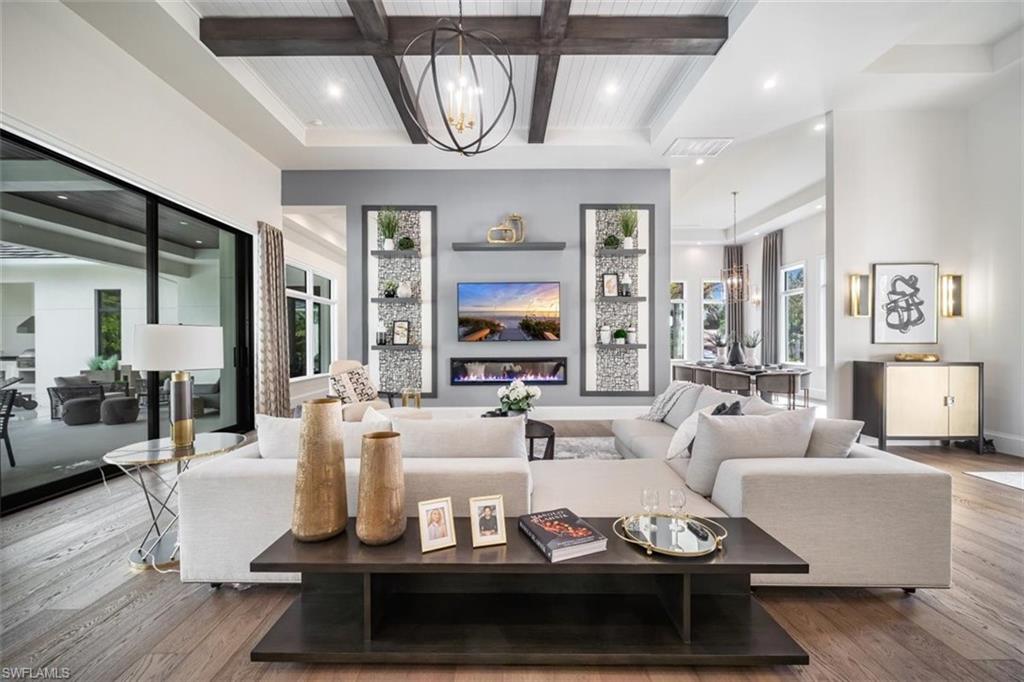 PARK SHORE - Residential