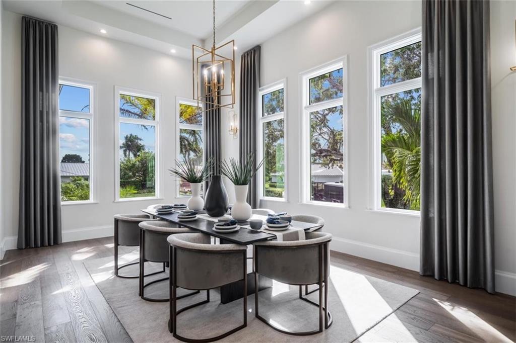 PARK SHORE - Residential