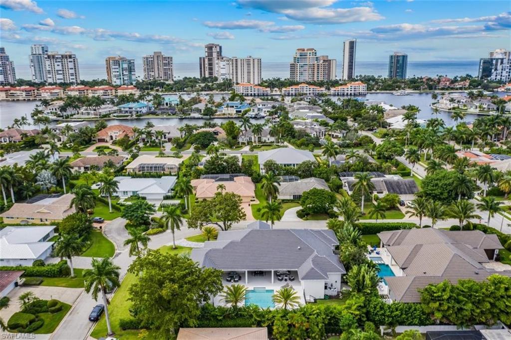 PARK SHORE - Residential