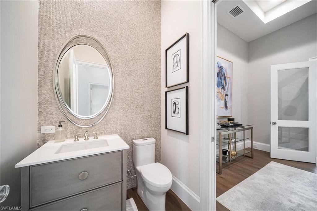 PARK SHORE - Residential