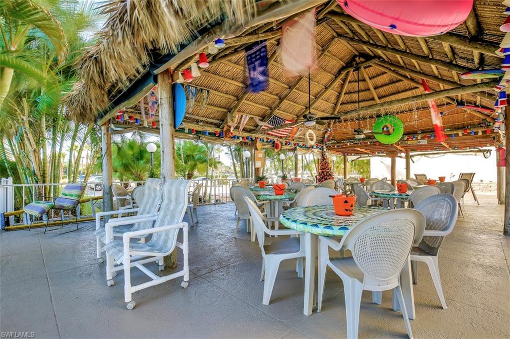 BEACH AND TENNIS CLUB - Residential