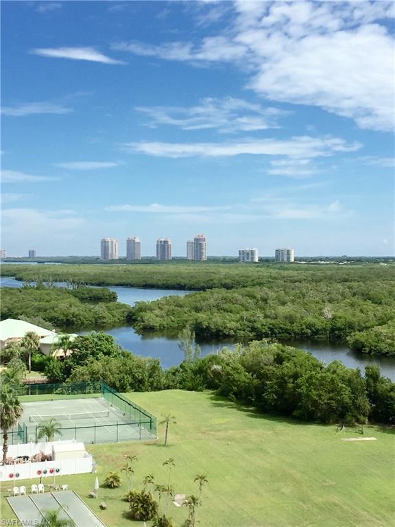 BEACH AND TENNIS CLUB - Residential