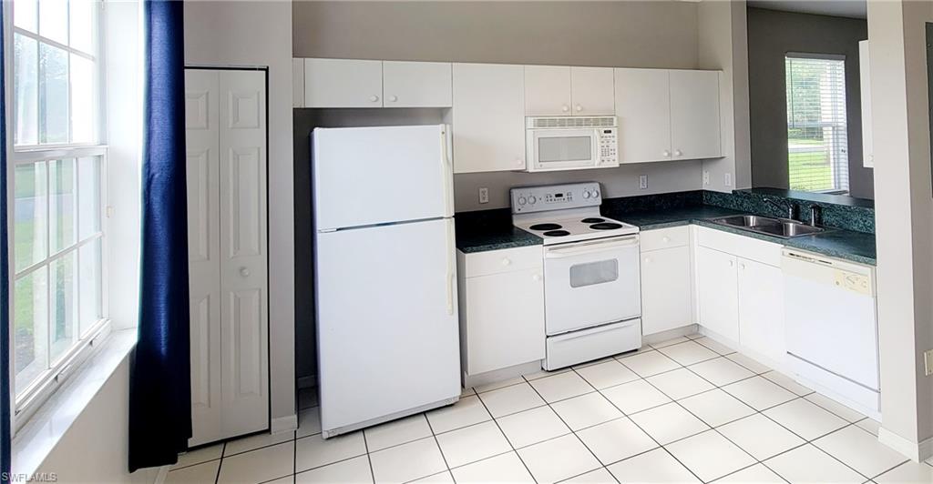 FOREST LAKE TOWNHOMES - Residential