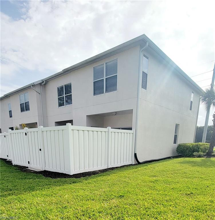 FOREST LAKE TOWNHOMES - Residential