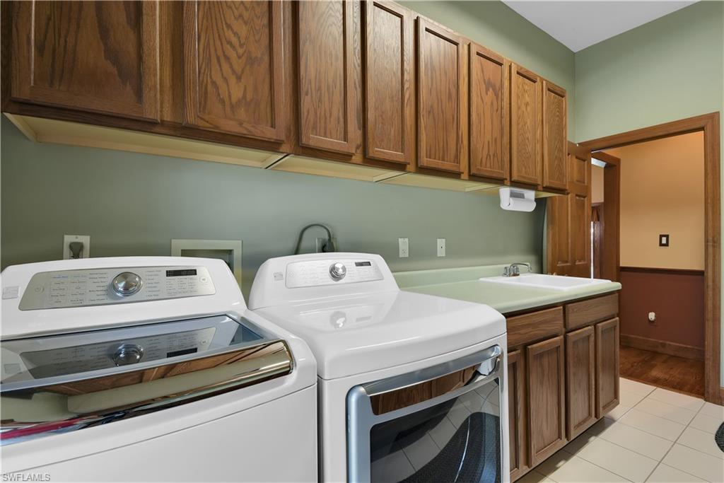 ESTERO PARK - Residential