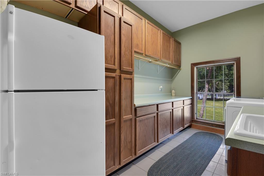 ESTERO PARK - Residential