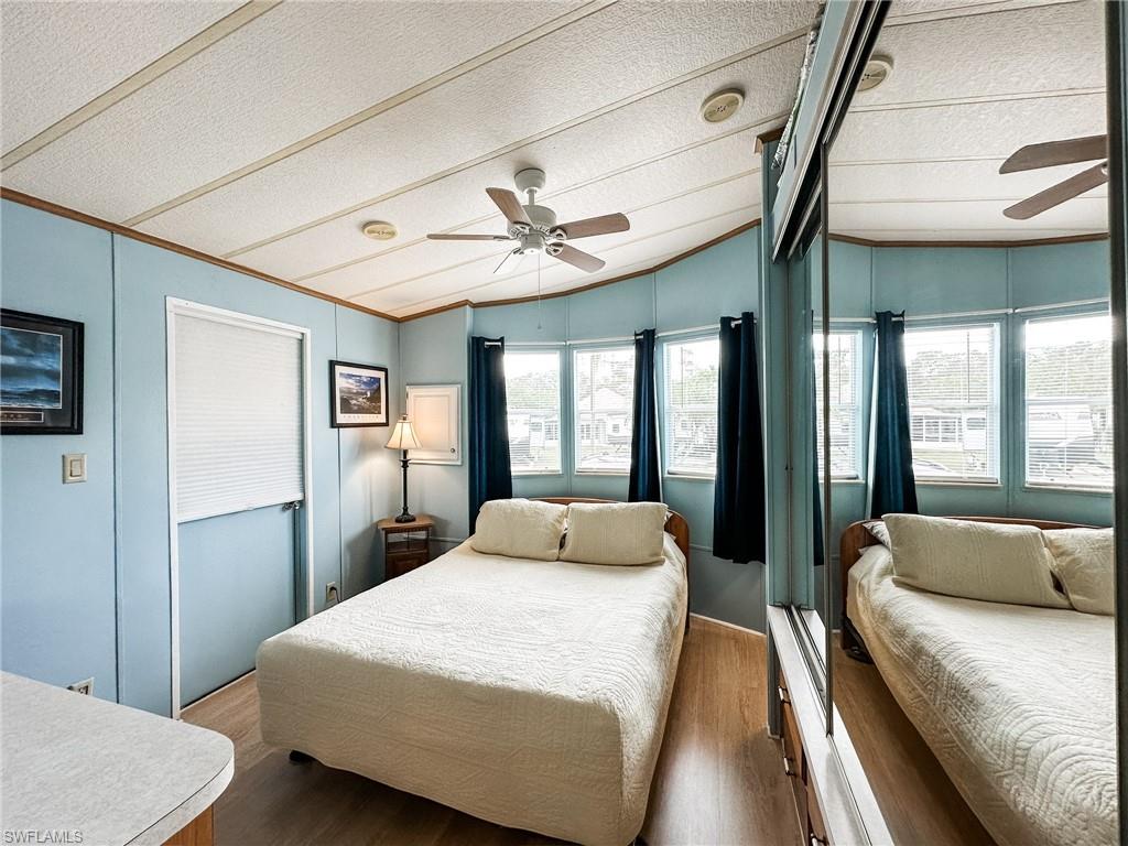 CORKSCREW WOODLANDS - Residential