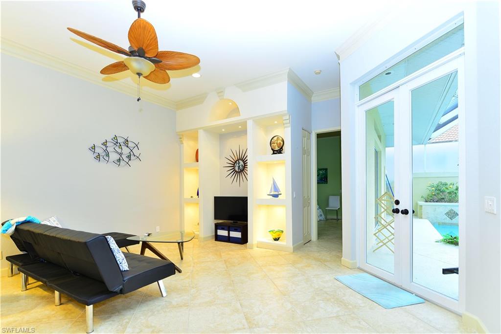 CASA DEL VIDA - Residential Lease